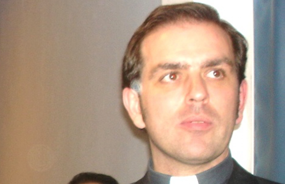 Adrin Sanabria nombrado Vicario Episcopal para la Nueva Evangelizacin