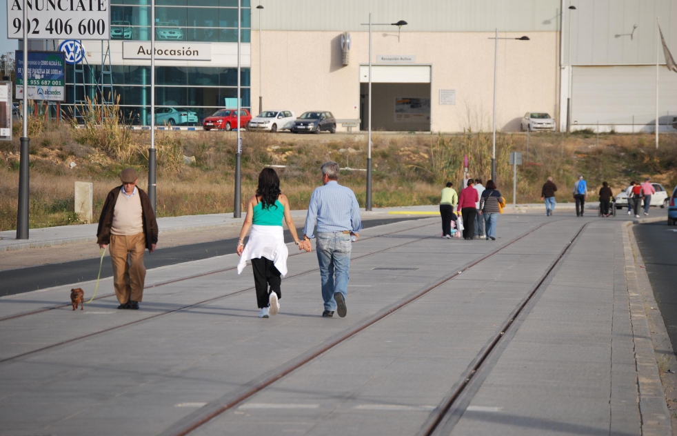 El Foro Oromana reclama el final de las obras del Tranva y la carretera de Dos Hermanas