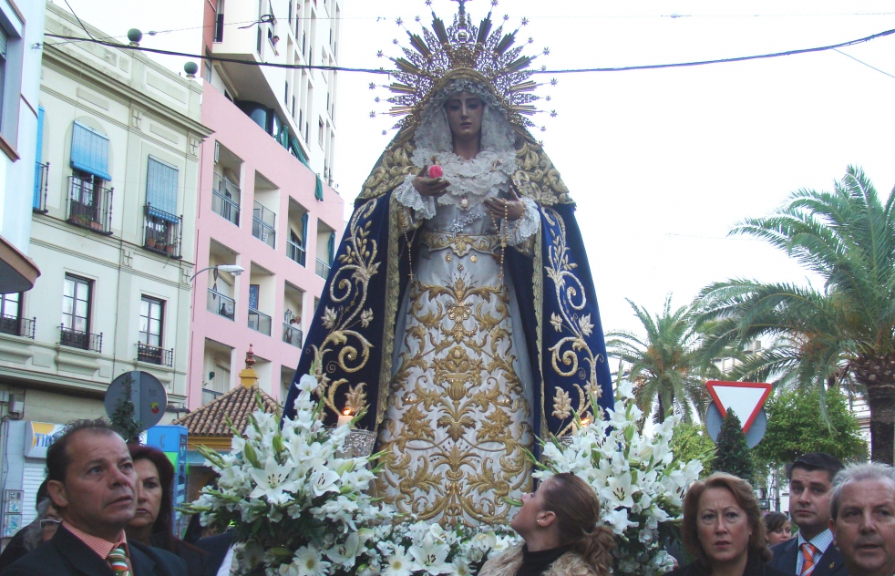 Rosario de la Aurora desde la capilla del Carmen el domingo