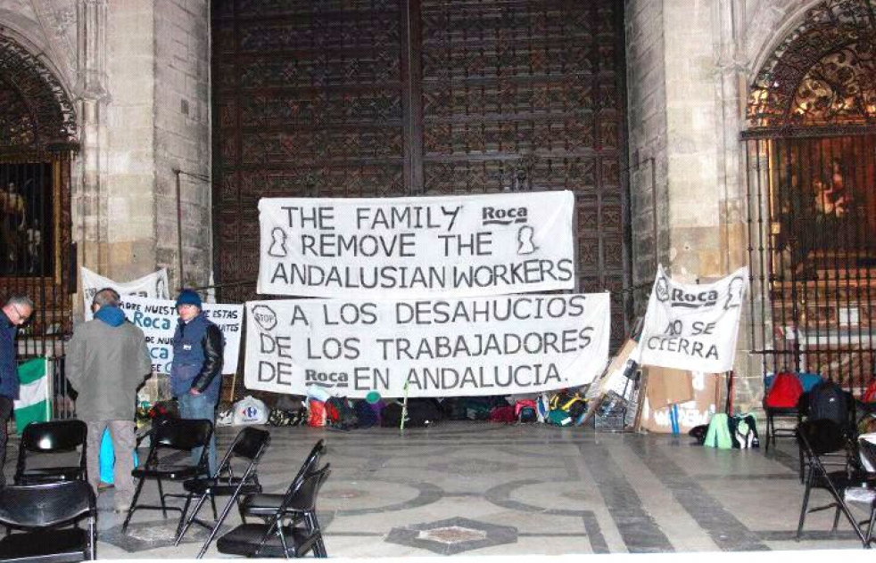 Los trabajadores denuncian que Roca incumple su compromiso de mantener abierta la planta de Alcal
