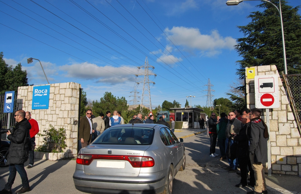 Roca plantea recolocar en Burgos a 20 trabajadores de Alcal