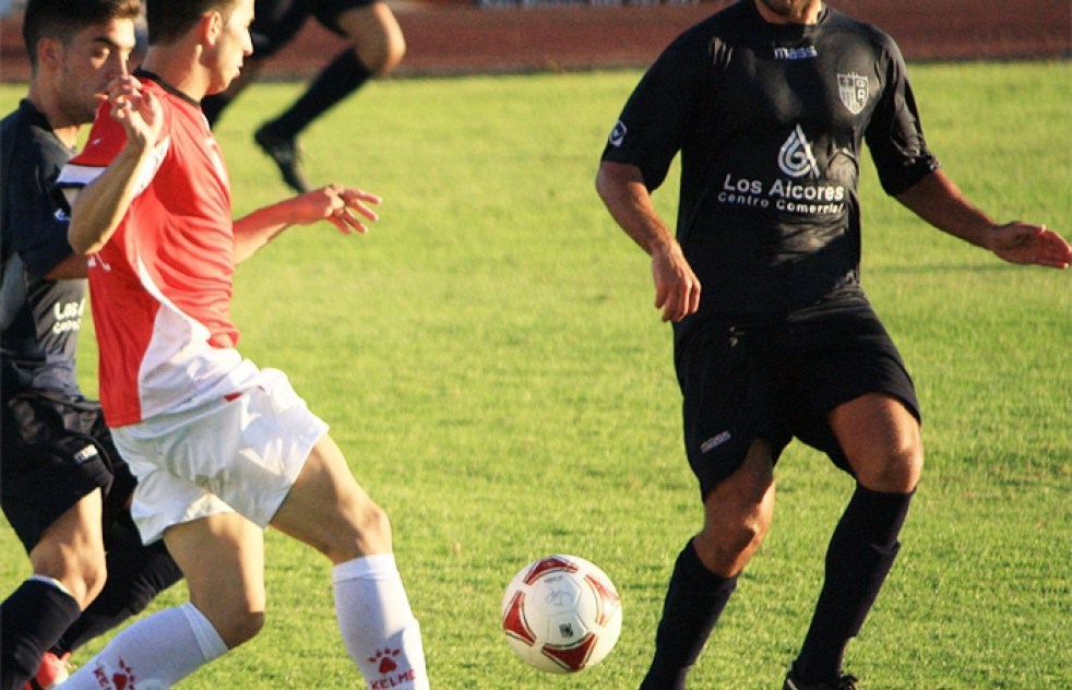 El CD Alcal consigue tres puntos en casa ante el San Roque