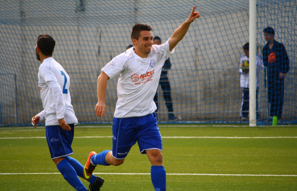El CD Alcal da un golpe de autoridad y gana por 4-0 al San Juan