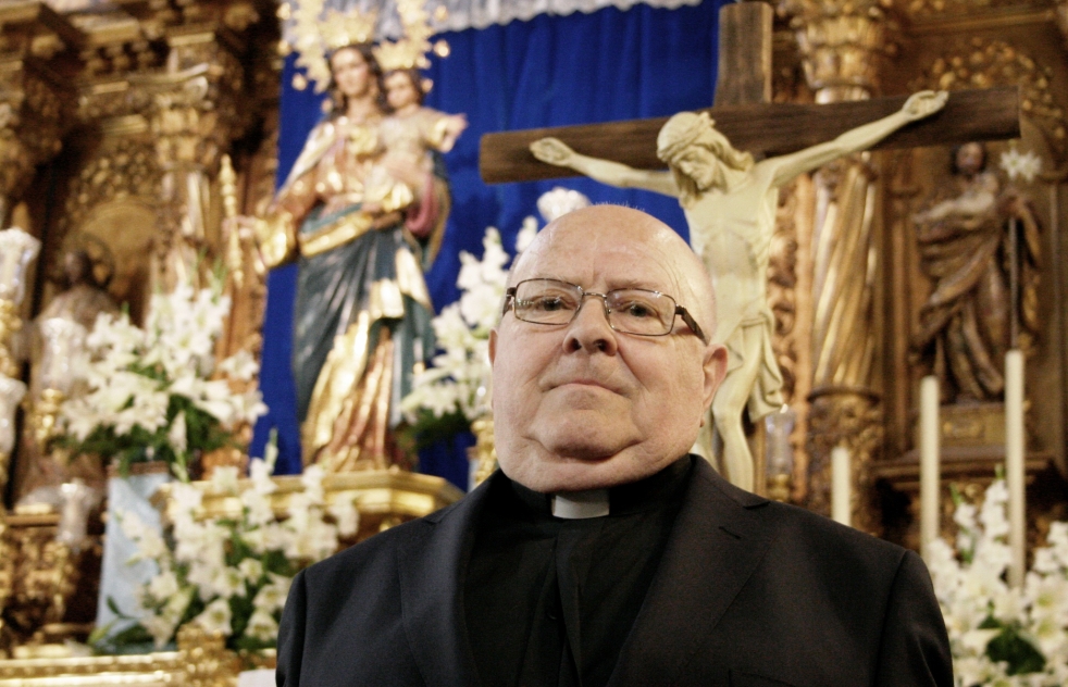 Jos Medina Huertas, cumple 50 aos de sacerdocio con acento Salesiano