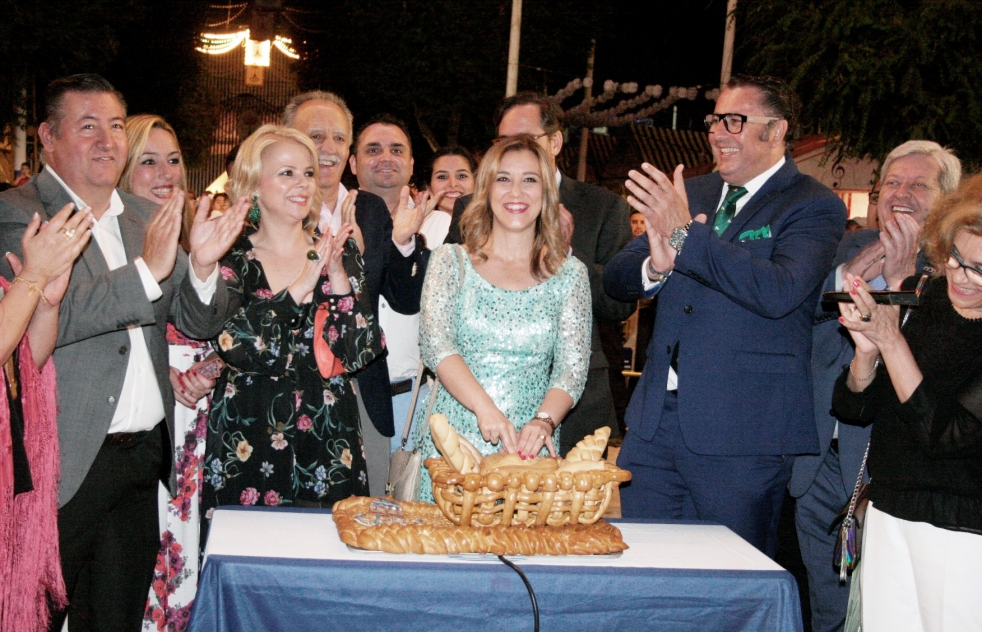 Noche de alumbrado y 