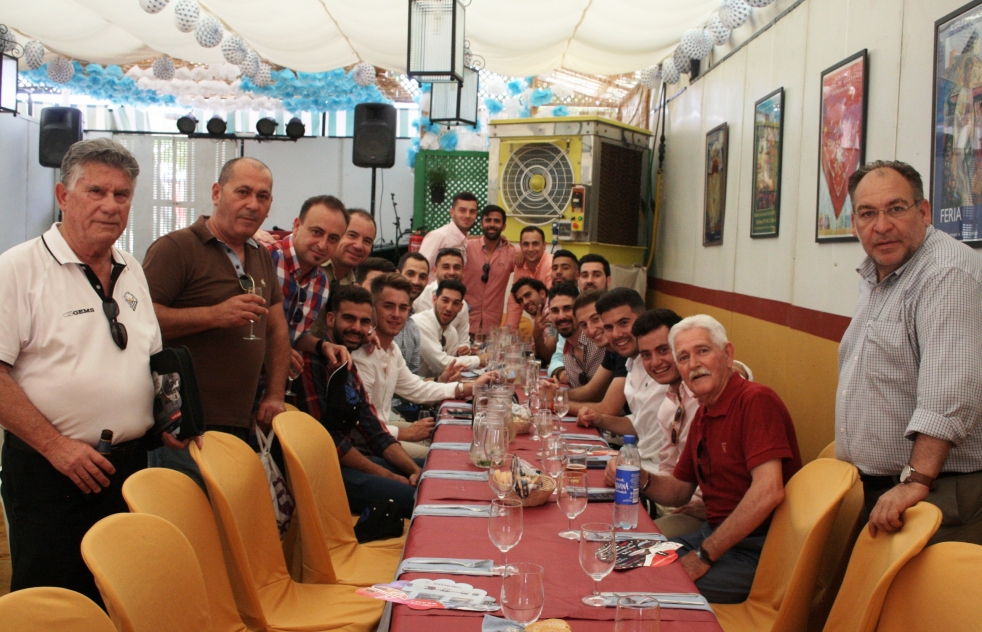 El Estrella San Agustn celebra en la Feria su brillante temporada