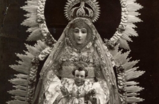 Dos imágenes de la Virgen del Águila, una misma devoción