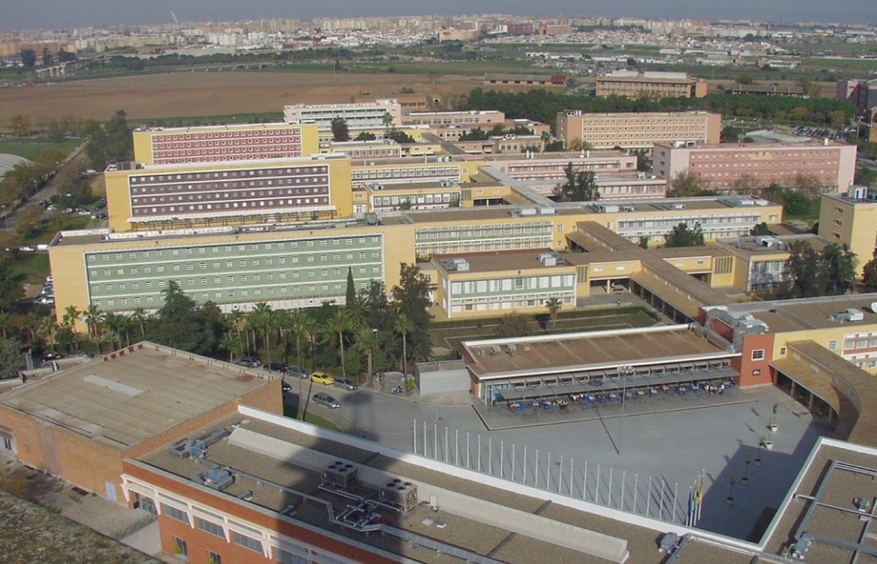 Refuerzo en los autobuses entre Alcal y Sevilla, pero no en la lnea con la Olavide