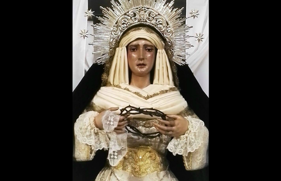 La Virgen de la Soledad rememora la antigua vestimenta de su advocacin 