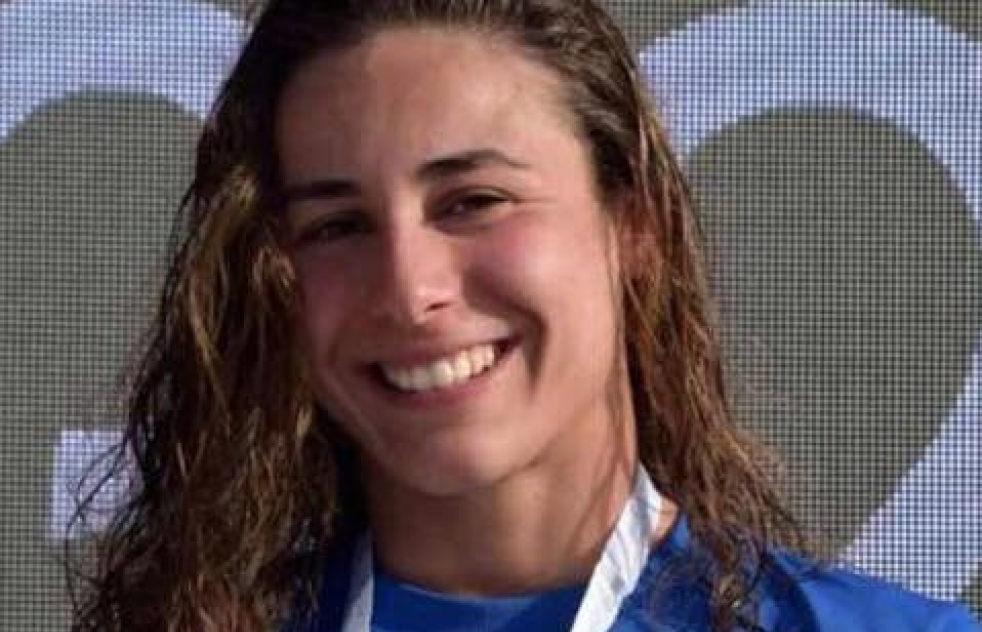 La nadadora Laura Daz debuta con tres medallas en competicin internacional