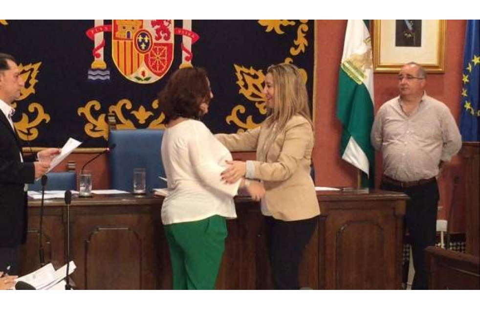Una demanda de la alcaldesa contra un familiar, causa de la dimisin de Pilar Bentez
