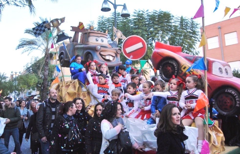 La Cabalgata Silos cierra la Navidad con un desfile multitudinario