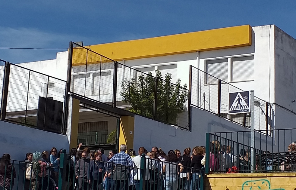 Cs propone la elaboracin de un estudio integral de mantenimiento para el CEIP Hermelinda Nez 