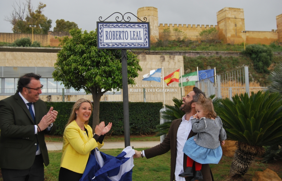 Roberto Leal ya est en el callejero de Alcal