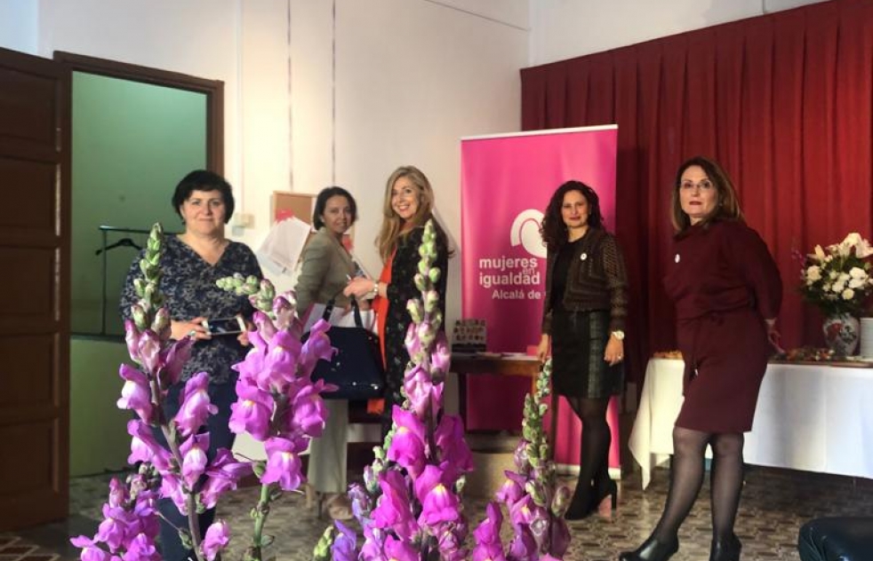 La Asociacin Mujeres en Igualdad inaugura su nueva sede