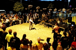 Una noche para el asombro entre las calles del barrio de San Miguel