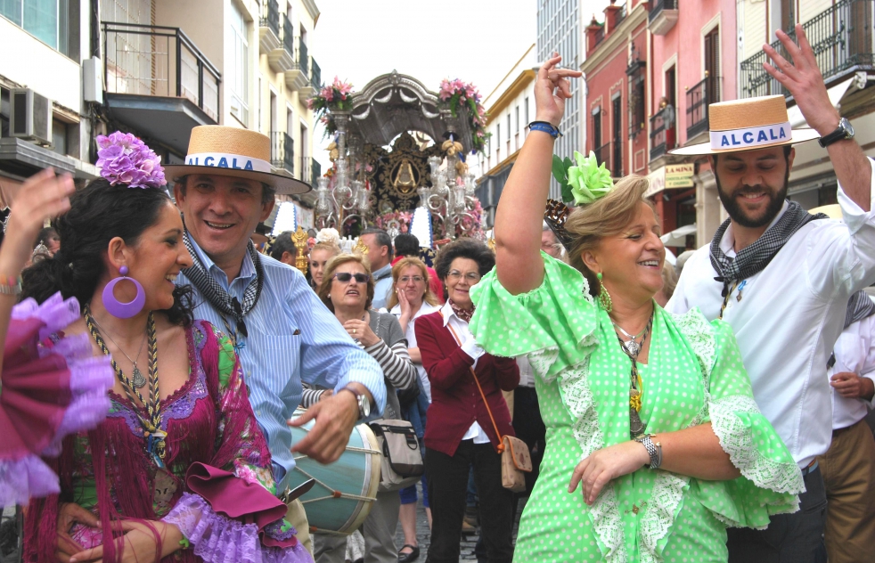 La Hermandad de Alcal ya camina hacia el Roco