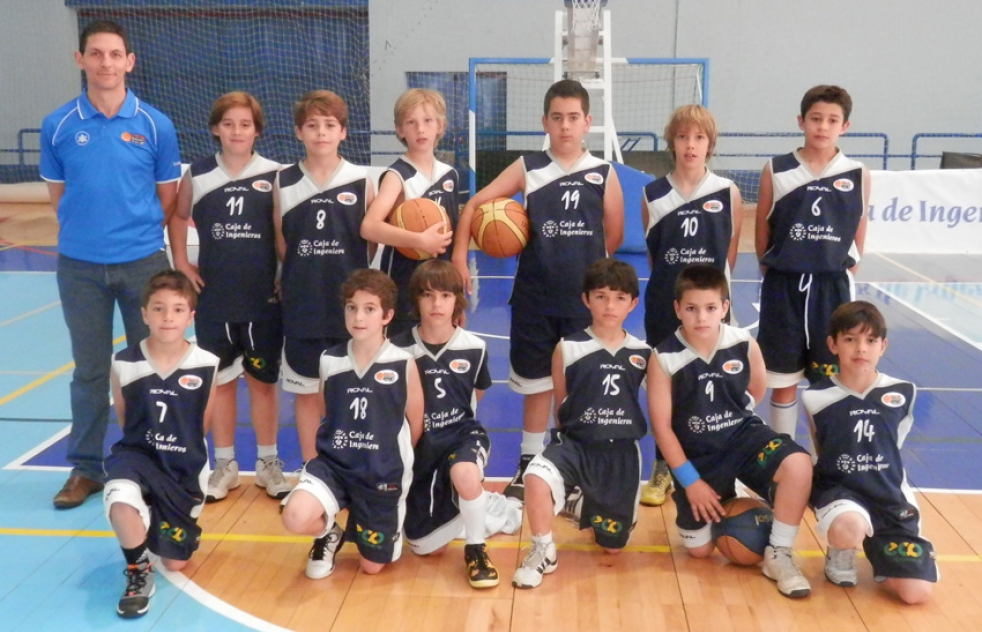 El Qalat benjamn se lleva la fase provincial de baloncesto celebrada en el cubierto 