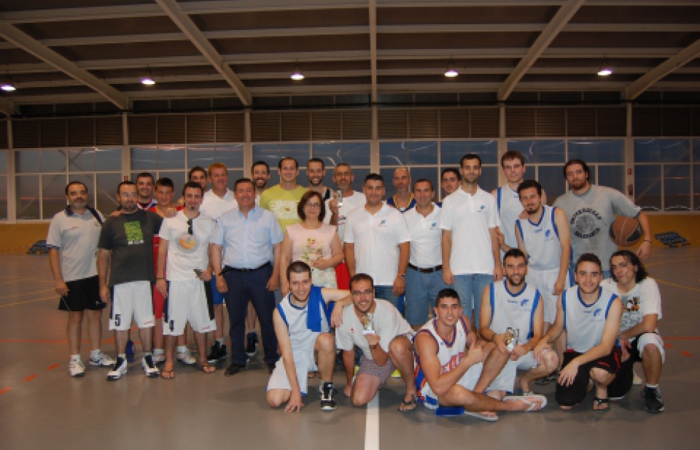 El Maxi Liga CB Qalat gana la Liga Local de baloncesto