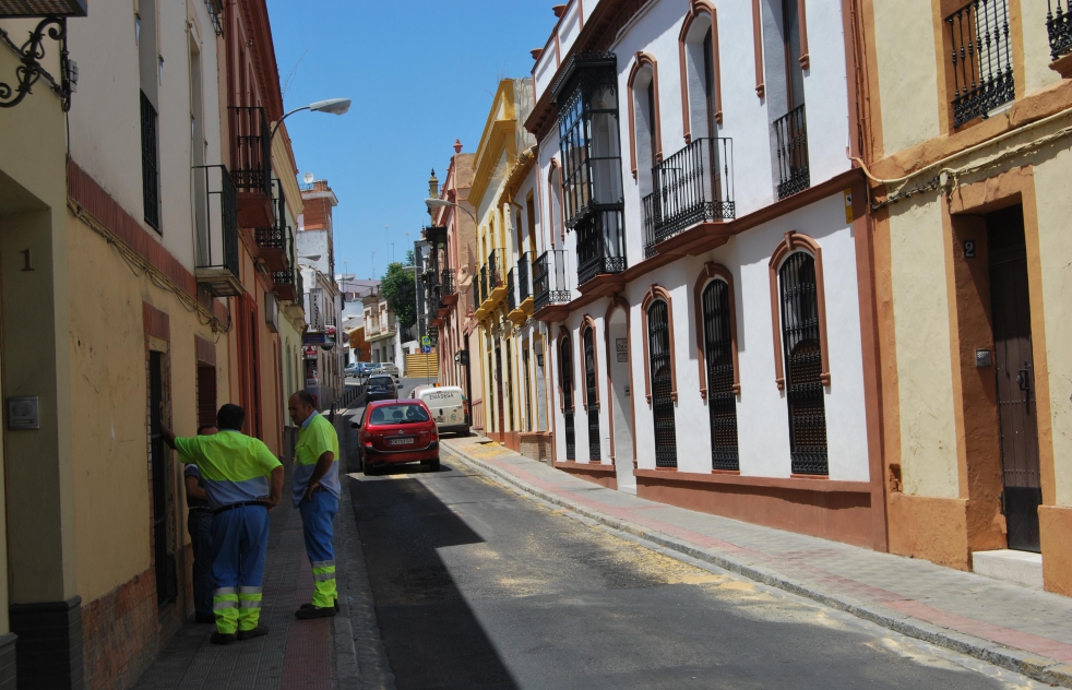 La calle Herrero, siete meses cortada al tráfico