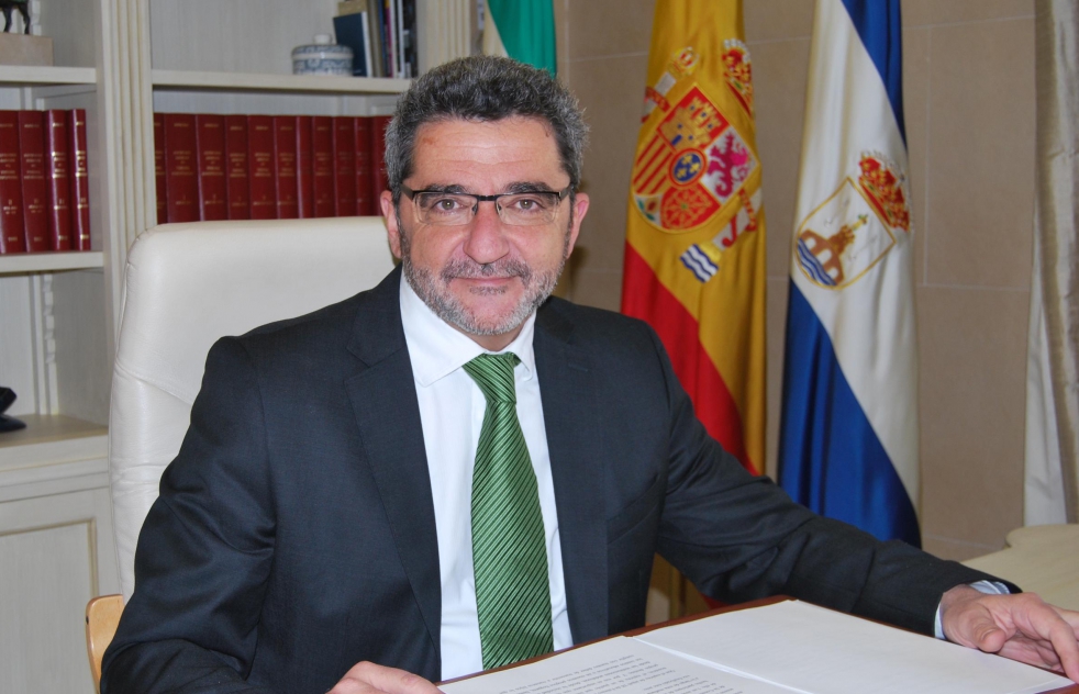 El PSOE busca un acercamiento con Izquierda Unida y Partido Andalucista