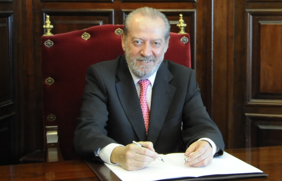 El presidente de la Diputacin pide medidas para que empresas como Puleva respondan de las ayudas recibidas