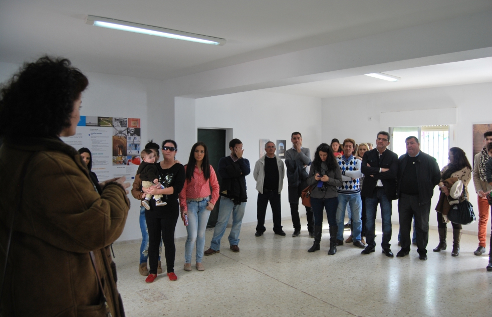 Reinaugurada la sede vecinal del barrio del Castillo