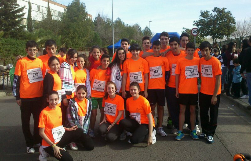 La comunidad educativa del IES Doa Leonor de Guzmn particip en la I Carrera-Marcha por la Igualdad