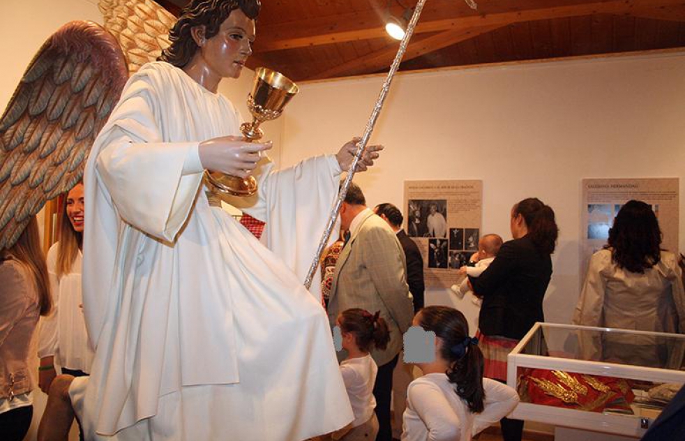 La Hermandad del Rosario expone su patrimonio y su historia en el Museo