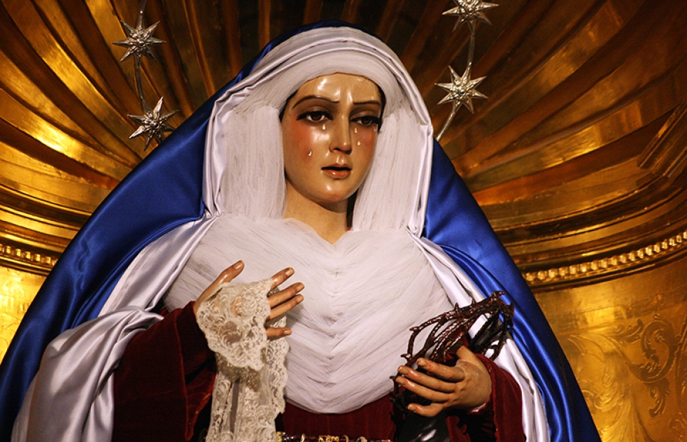 La Virgen de la Esperanza vestida de hebrea. Galera grfica