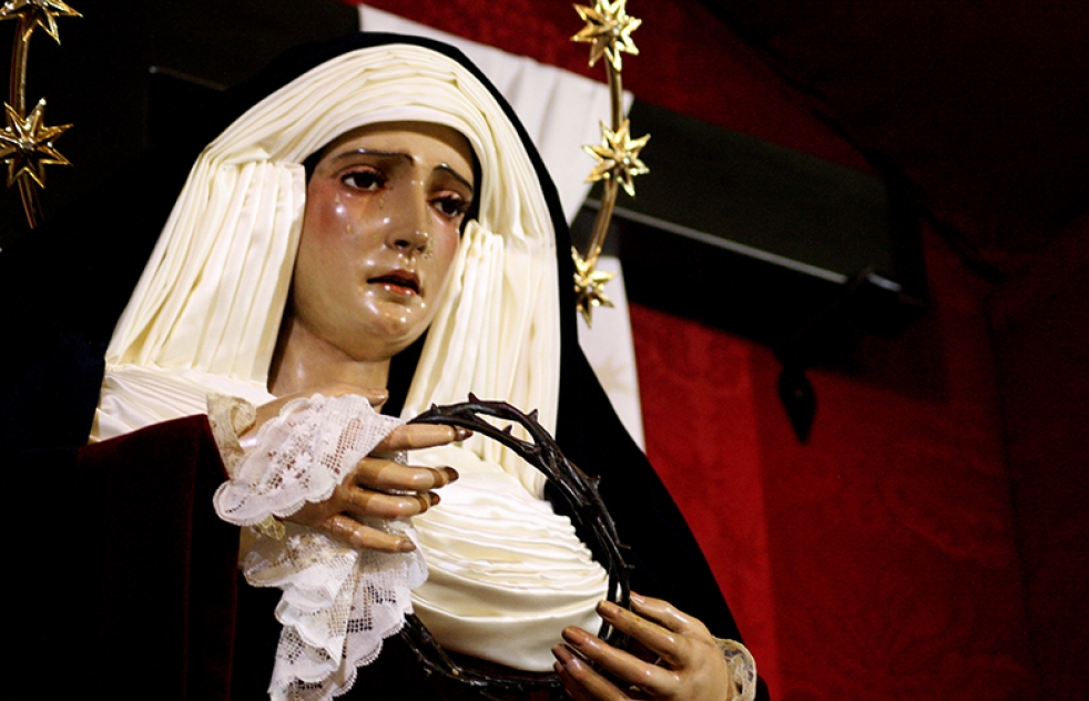 La Virgen de la Soledad vestida de hebrea. Galera grfica