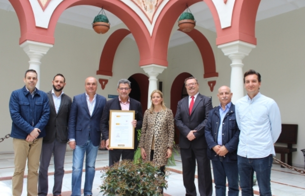 Los empresarios agradecen el Ayuntamiento su colaboracin para la promocin de las Tortas de Alcal