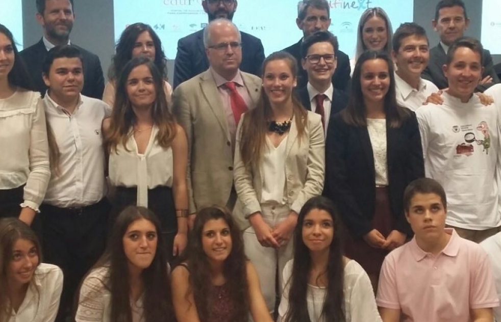 El IES Cristbal de Monroy, finalista en la VI Olimpiada Financiera de Edufinet