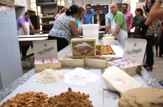 La primera hornada del príncipe de los mantecados 